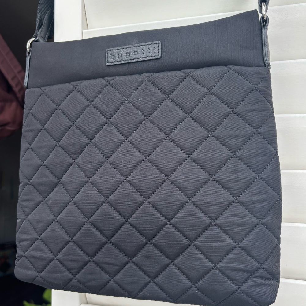 Women’s Black Bugatti Quilted Crossbody Bag